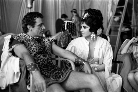 Cleopatra Rare Photos Of Liz Taylor Richard Burton On Set In 1962