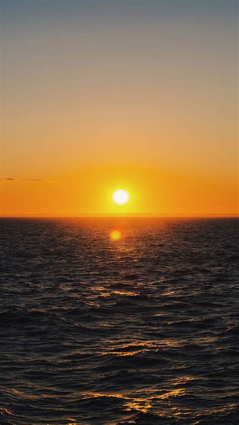 Ocean Sunrise Wallpapers 4k Hd Ocean Sunrise Backgrounds On Wallpaperbat