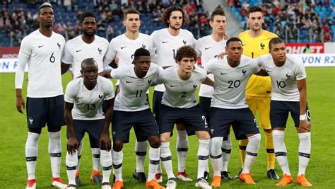 Avec le meilleur gardien français dans les buts ! Equipe de France: qui parmi les 23 Bleus pour le Mondial ...