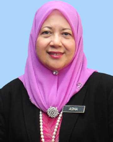 Asma ismail is a malaysian academic and molecular biologist. Prof. Datuk Dr. Asma Ismail, Vice Chancellor of Universiti ...