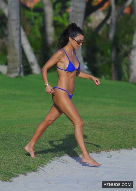 Kourtney Kardashian Sexy Blue Bikini On Vacation In Mexico Aznude