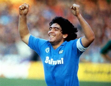 Legenda Dunia Diego Maradona Meninggal Dunia Pada Usia 60 Tahun Sukanz