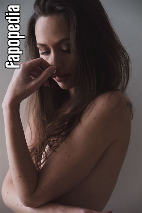 Laura Bgn Nude Patreon Leaks Photo 155943 Fapopedia