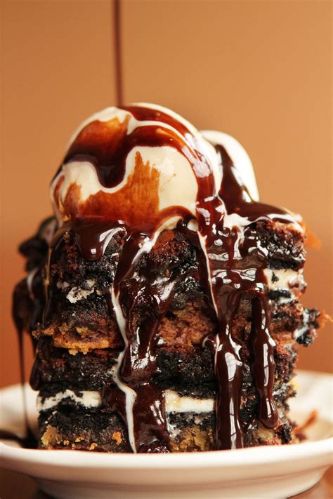 16 Ooey Gooey Mouthwatering Desserts Most Of These At Least Look