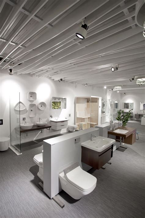 Duravit | Bathroom showrooms, Showroom design, Showroom ...