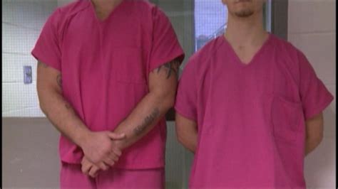 hot pink jail jumpsuits remind inmates who s in charge guards say abc7 chicago