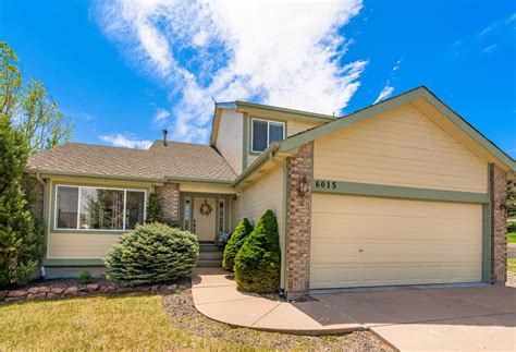 Order pretty flowers in colorado springs from springs in bloom florist with gifts from springs in bloom florist, purchasing fresh flowers for your loved ones has never been easier. 6015 Red Hill Circle, Colorado Springs, CO 80919 | Make ...