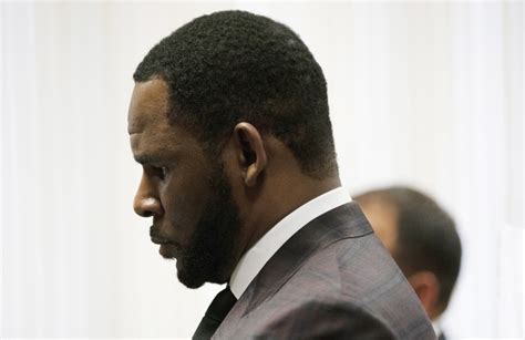 r kelly s federal cases what you need to know complex