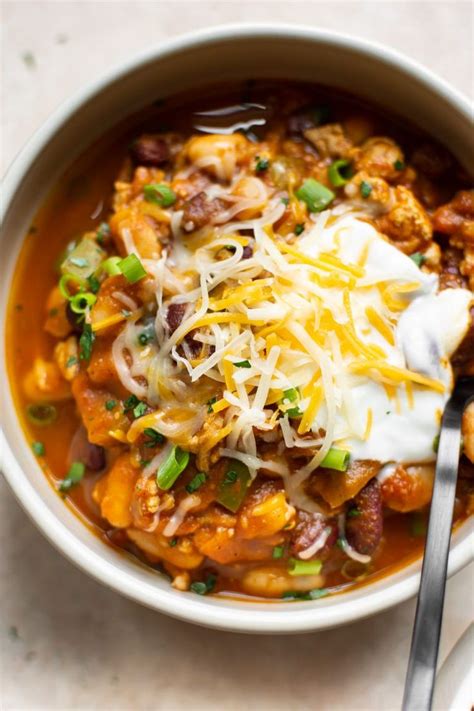 This Pumpkin Chili With Ground Turkey Beans And Pumpkin Puree Is Fast