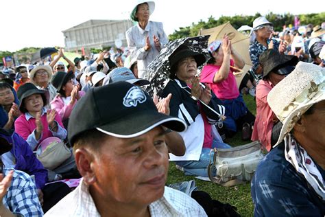 Okinawans Protest Japans Plan To Revise Bitter Chapter Of World War Ii