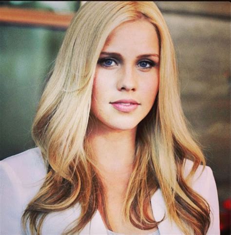 Claire Holt X Rebekah Mikaelson Claire Holt Pretty People Beautiful