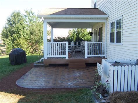 See more ideas about backyard, porch kits, screened porch. paver patio off screened porch via http://www ...