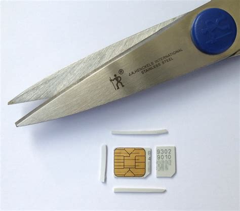 Introduction to sim card sizes. Enjoy life...: How to make a micro-SIM card from Normal SIM