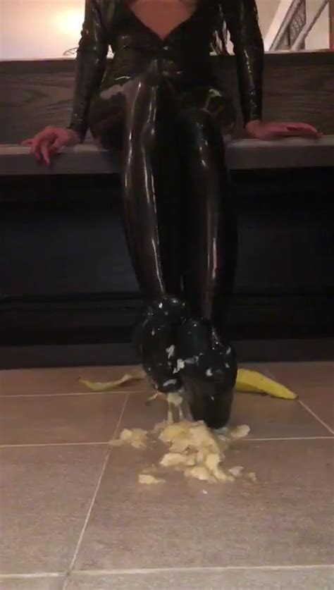 Having A Banana Fetish Just Imagine Its Ur Tiny Dick Im Crushing