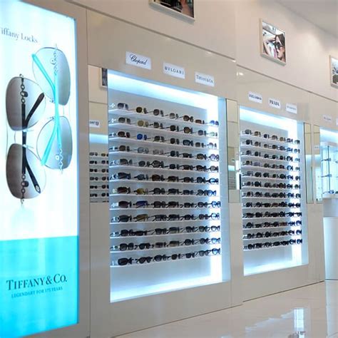Sunglass Wall Displays Eyewear Store Design Store Design Sunglasses