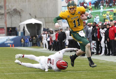 North dakota state university football 4x defending fcs national champions. North Dakota State breaks record with 5th straight FCS ...