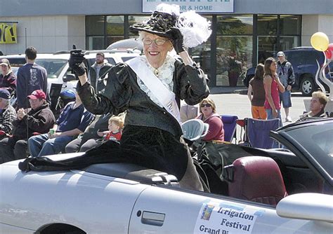 Pioneer family matriarch Margaret Lotzgesell passes | Sequim Gazette