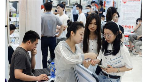 中國大學生就業壓力增 逾7成名校畢業生選擇繼續讀研 國際焦點 太報 Taisounds