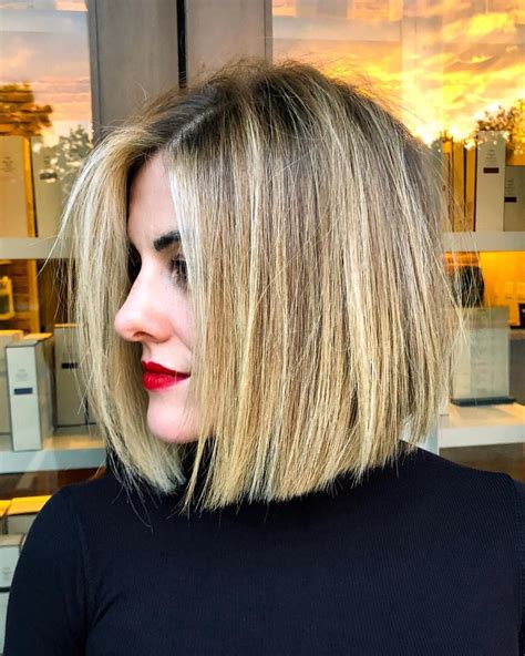 Just because your hair is slicked back doesn't mean it has to stick shallowly against your head. Blunt bob 2019 | Short hair styles, Short bob hairstyles ...