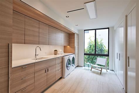 90 Simple And Clean Modern Laundry Room That Fit Into Contemporary