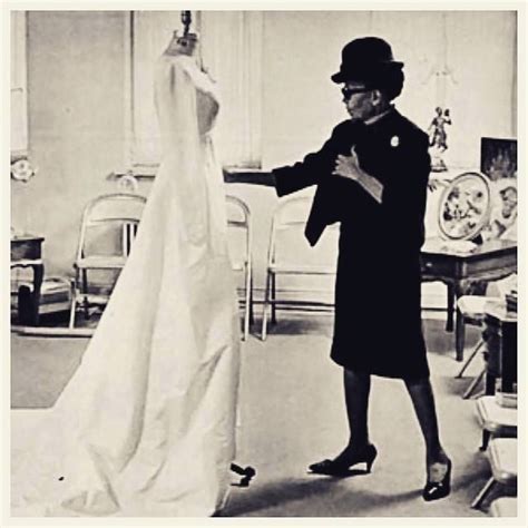 It's now considered one of unfortunately, jackie's first dress got destroyed in an unexpected flood when a pipe burst in ann's new york city studio, ruining jackie's dress and the. Ann Lowe, Designed Jackie Kennedys wedding dress ...