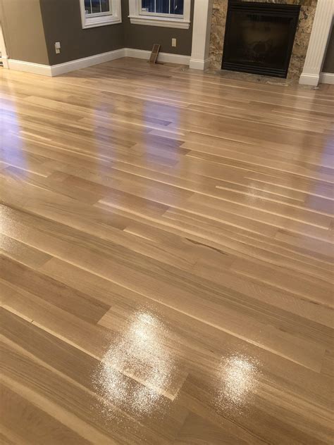 Select Red Oak With Chestnut Duraseal And Loba Satin Water Based Floor