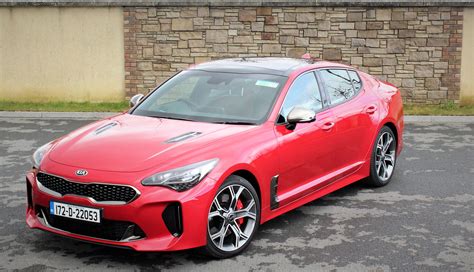 Aufbauend auf der variante sorento spirit zeigt die gt line stilvolle zusätzliche highlights. Kia Stinger - 3.3 litre V6 | Rev.ie