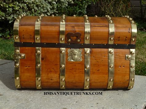 1846 To 1854 Brass Band Jenny Lind Trunks For Sale Antique Trunk