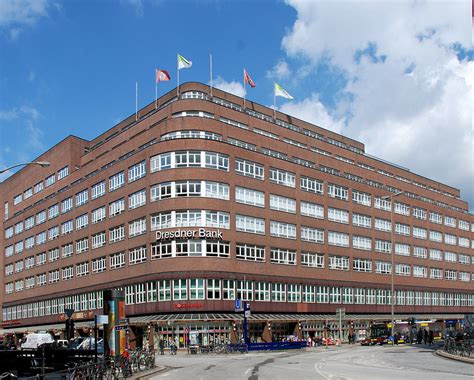 Dresdner bank�s global banking unit provides corporate advisory services and finance, based on a at present, dresdner bank�s network has 865 offices, of which 847 are based in germany. television deals: Dresdner Bank Hamburg