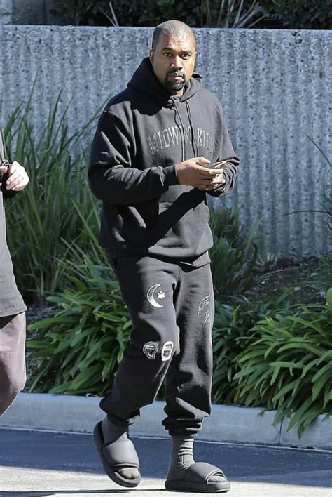 Celebrities Street Style Kanye West Outfits Kanye West Style Mens