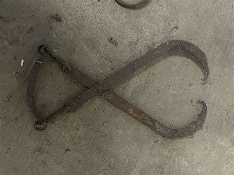 Antique Cast Iron Grappling Grapple Beam Farm Barn Hay Hook Excellent
