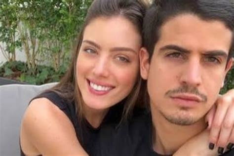 Neste sábado (25), o filho de edson celulari publicou uma foto em que mãe e filho. Acaba o namoro de Enzo Celulari com herdeira da Grendene ...