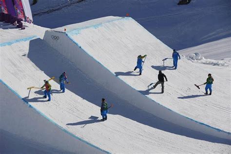 Images From Slopestyle Qualification In Sochi The Globe And Mail