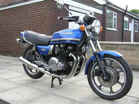 Enhancing the riding impact, the new engine and chassis settings deliver a stiffer, more direct ride transforming the z1000 into the market's most radical supernaked. 1983 Kawasaki Z1000-J3 Classic Motorcycle Pictures
