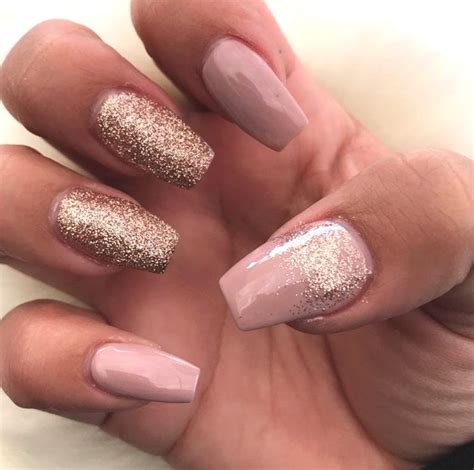 Elegant Rose Gold Nail Designs That You Should Try Rose Gold Nail