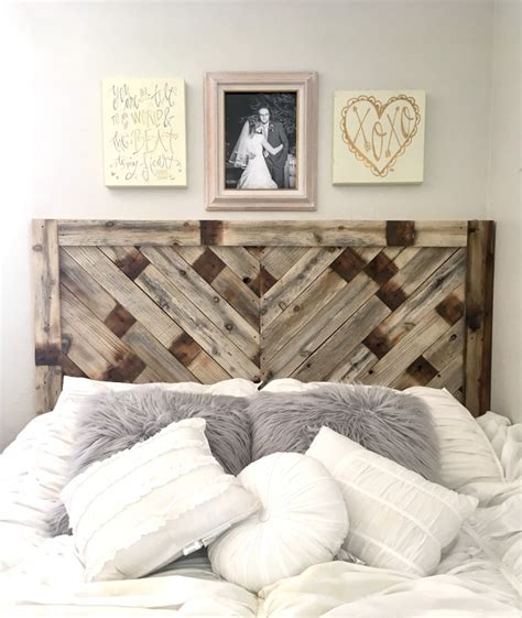 Secondly, make two barn doors and join them to make a headboard, using our step by step instructions. DIY Pallet Wood Herringbone Headboard - Six Clever Sisters
