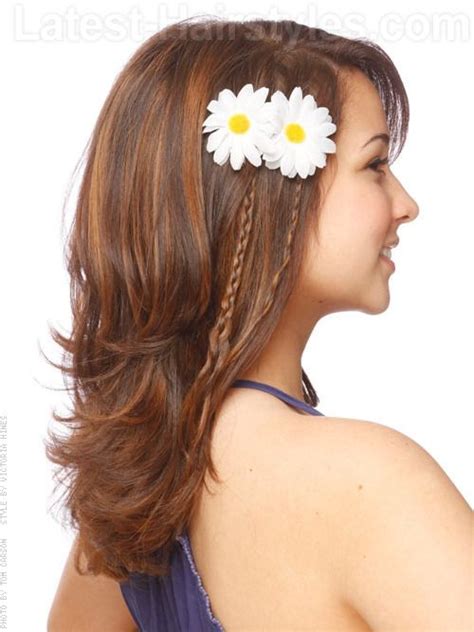 With so many different hair styles to learn and create, the cute girls hairstyles blonde styling wig and display will provide countless hours of fun! 10 Adorable Hairstyles for Little Girls | Latest ...