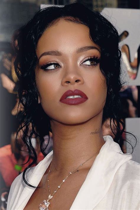 Facial Makeup Rihanna Makeup Looks Facial Makeup Rihanna Best Looks