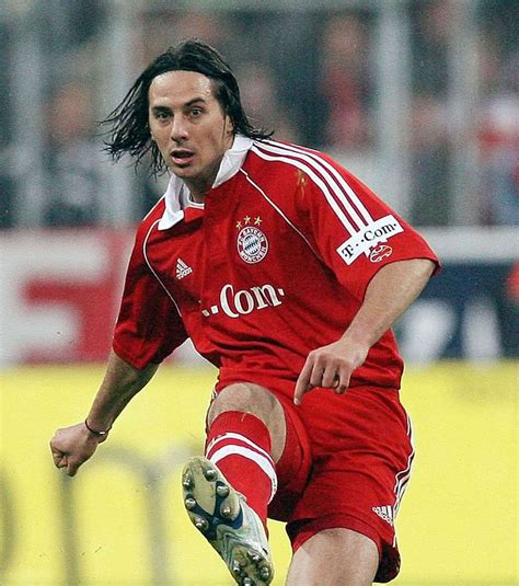 Bayern was founded in 1900 and have become germany's most famous and successful football club. Bayern Munich : Le retour de Claudio Pizarro