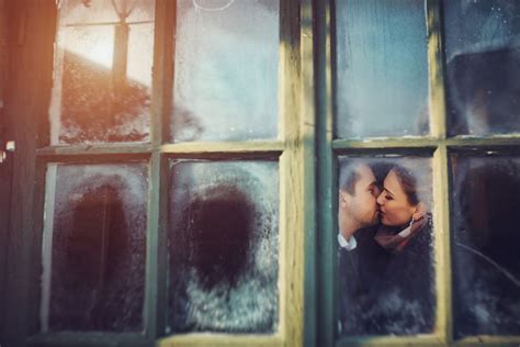 Just One Kiss Photography Portrait Photography Photography Trends