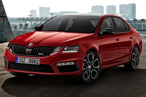 Popular auto company skoda has launched its new generation, octavia, in india. Skoda Octavia RS 2020 to be priced around Rs 36 lakh ...