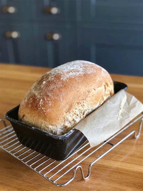 Easy Homemade Bread - The Delectable Garden Food Blog