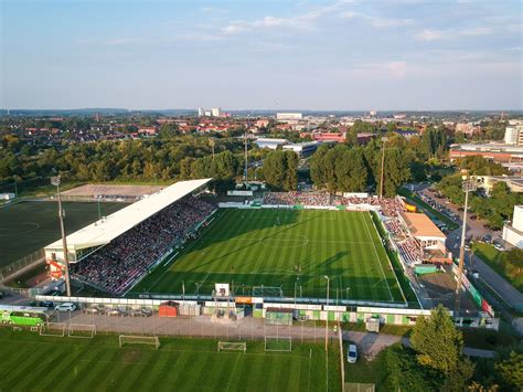 Bei der lohmühle 13 23554 lübeck. VfB Lübeck steigt in die 3. Liga auf | Lübeck Aktuell