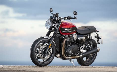 The prices of these accessories were not revealed though. 2019 Triumph Speed Twin India Launch Highlights: Price ...