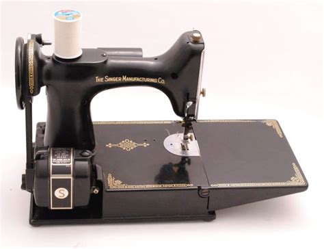 Singer Featherweight Sewing Machine 1940s 221 1 Portable With Etsy