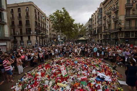 barcelona terror attack suspect may have crossed into france police say abc news