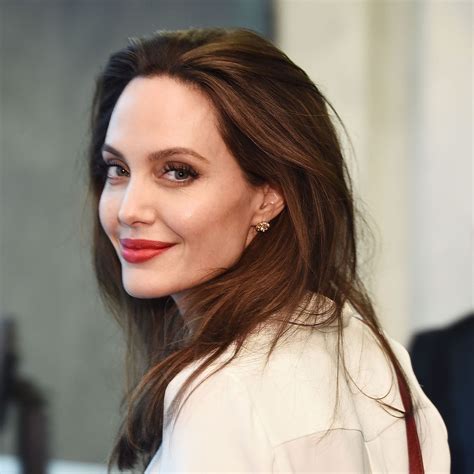 Angelina Jolie And Brad Pitt Art Teacher Gives Rare Glimpse Inside