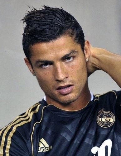 Ancak her bir saç aynı yöne değil. Cristiano Ronaldo saç modelleri