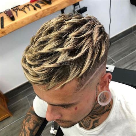While this short at the front, long at the back haircut has had its fair share of jokes, it's making its way back into fashion. The 70+ Trendy Men Hairstyles to look HOT in 2021 | Best ...