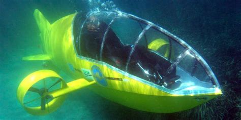 Underwater Bicycle Submarines Race It Out In Uk Pool Huffpost Uk News